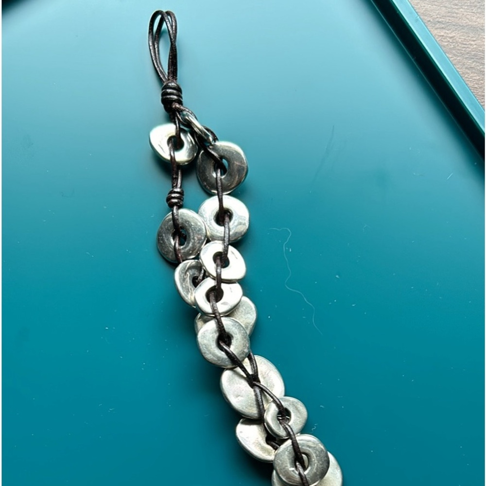 Uno De 50 Silver /leather Button Bead Bracelet 7"